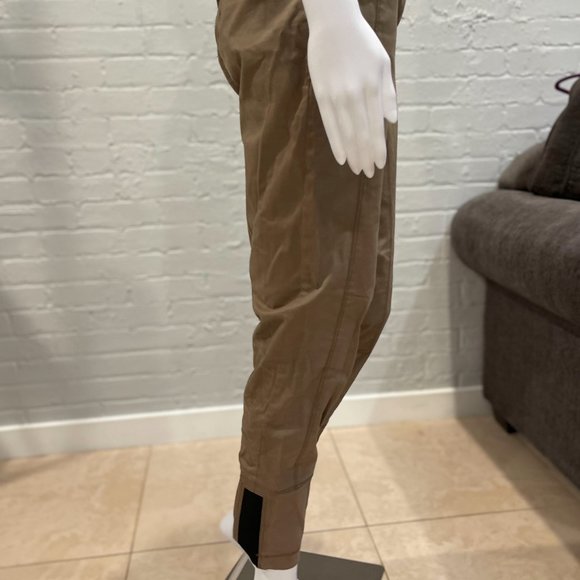 Pants - Picture 3 of 8